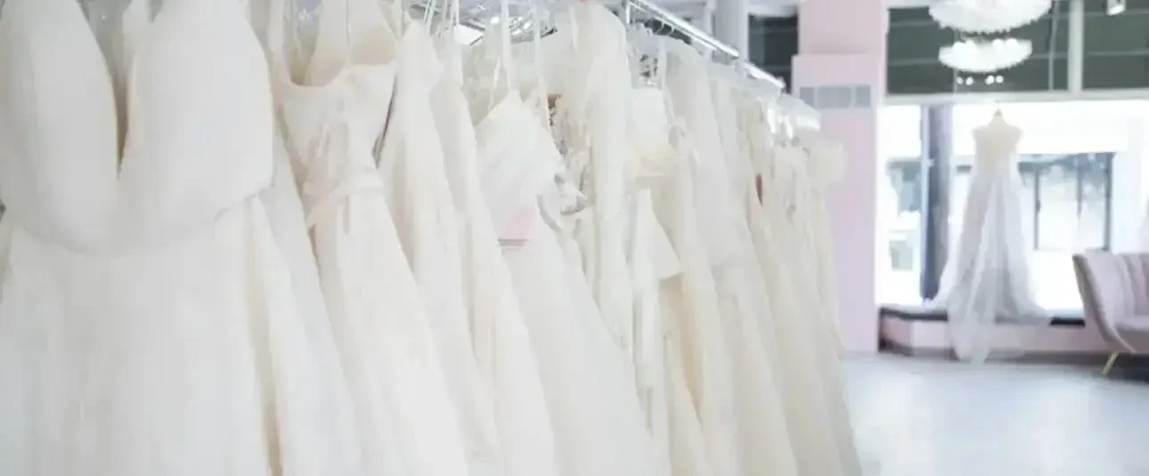 5 Wedding Dress Shopping Mistakes (and How to Avoid Them). Desktop Image