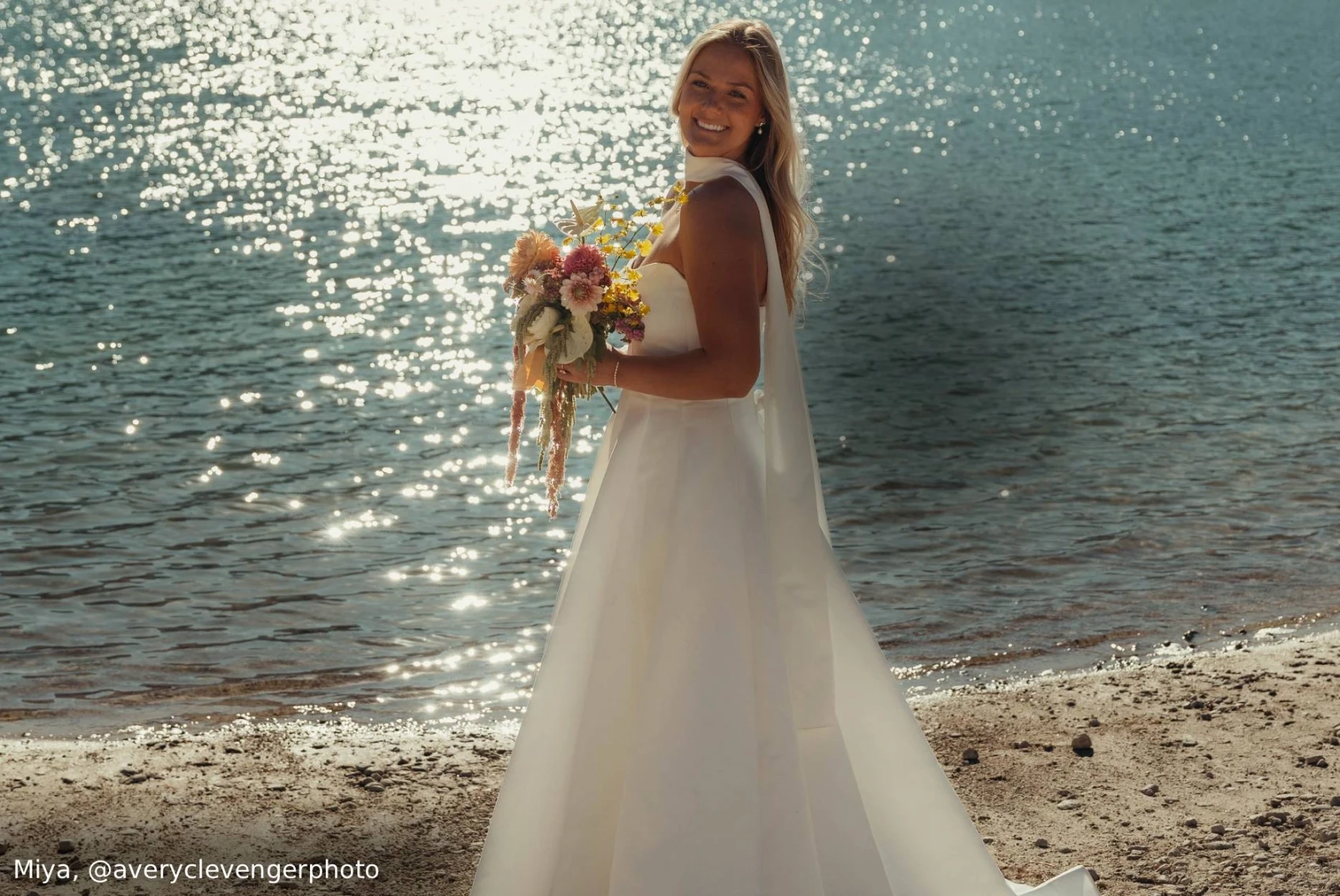 Photo of the real bride - Desktop Image