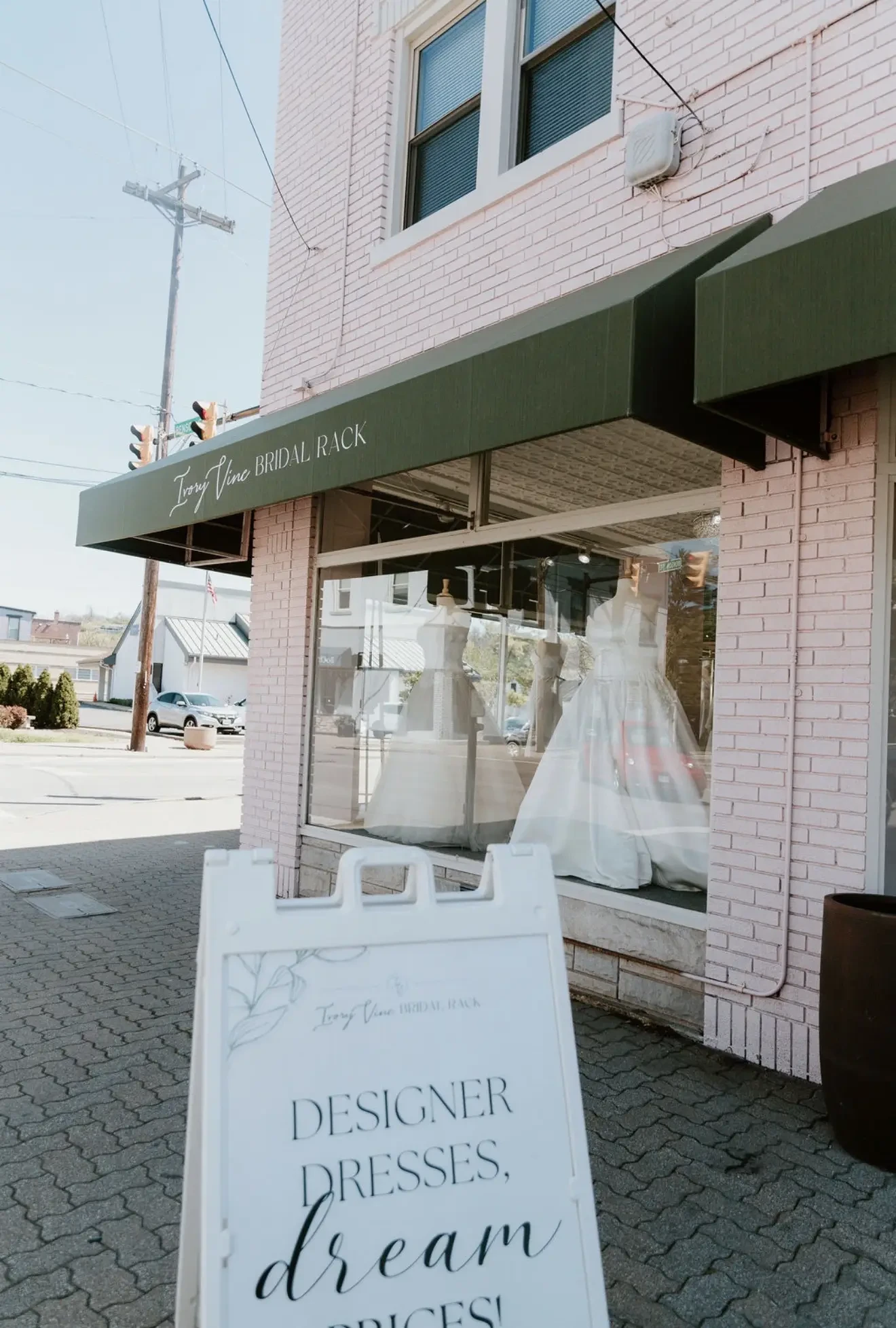 Photo of the showroom exterior