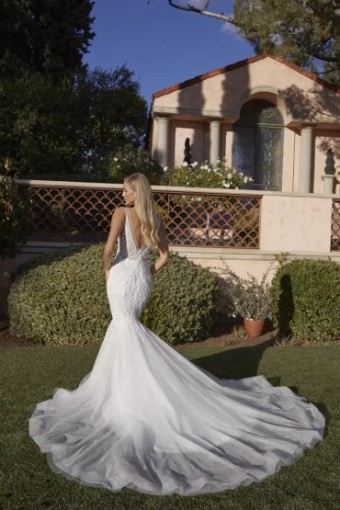 Casablanca Bridal Winnie #1 default Ivory/Nude/Ivory thumbnail