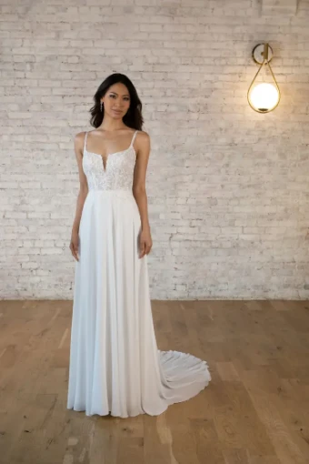 Stella York 7579 #0 default (IV-PL) Ivory Gown w Porcelain Tulle Plunge thumbnail