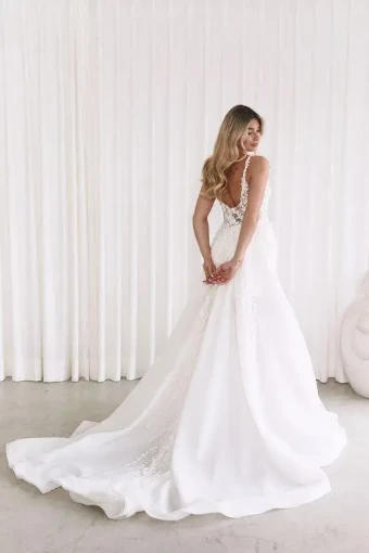 Sarah Alouache Gloria-C #1 Ivory thumbnail