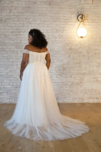 Stella York 7509 #3 (IV-BC) Ivory Lace and Tulle over Biscotti Gown thumbnail