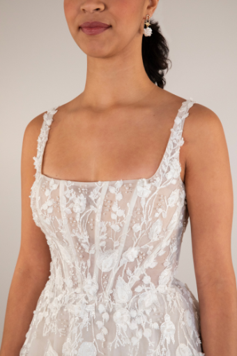 Essense of Australia D4030 #2 Ivory/Rum thumbnail